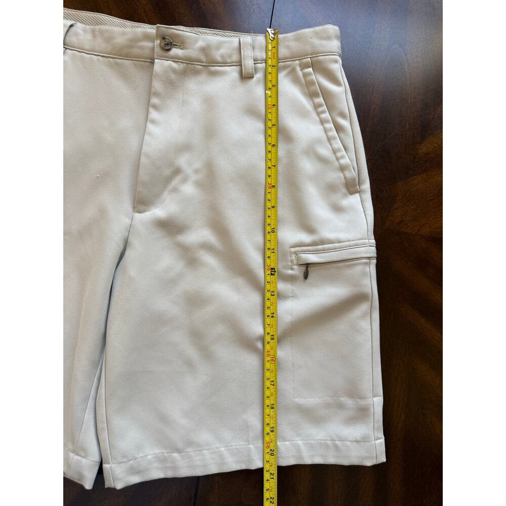 IZOD Mens PerformX Golf Shorts 34 Beige Khaki Performance Cargo Athletic - Picture 11 of 11